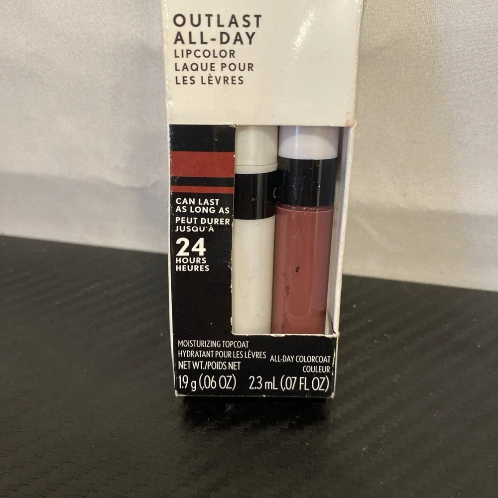 COVERGIRL outlast all